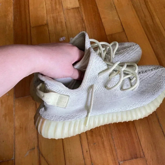Authentic yeezy boost v2 - Picture 15 of 16